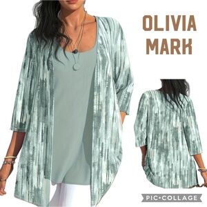 NEW! Olivia Mark Green Print Open Front 3/4 Flare Sleeve Kimono Cardigan Cover